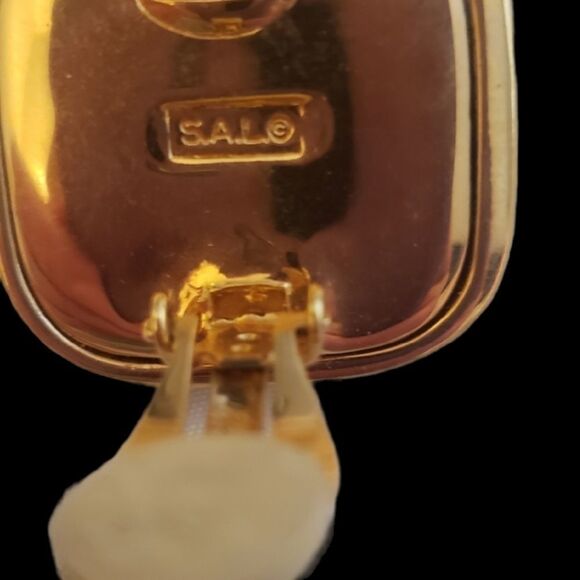 SWAROVSKI  crystal pearl enamel 18k electroplate - Picture 3 of 4